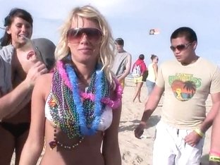 Springbreaklife Video: Texas Coeds Beach Party
