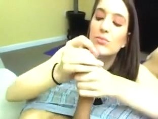 Pretty teen handjob