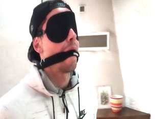 Men From Cokto : Fetish Session With Straight Twink