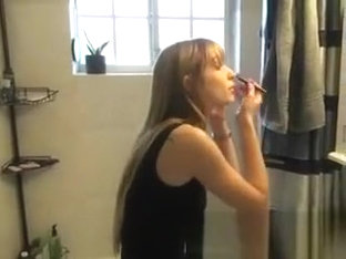 Thick Milf With Big Tits Taylor Raz Blowjob Selling It All,