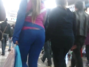 Spandex  En El Metro