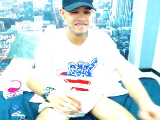 Cam Latino Twink Cums On The Table