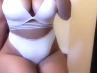 Nasty bitch biz booty