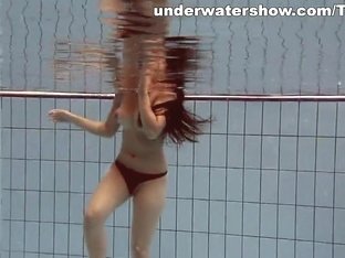 Underwatershow Video: Paulinka