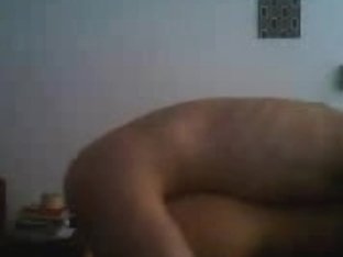 Amateur young couple having a fuck all over the couch