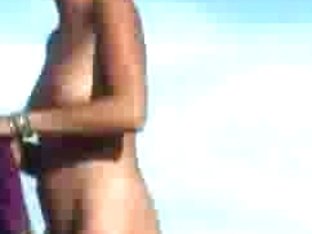 Real Nudists Caught On Spy Camera On The Beach