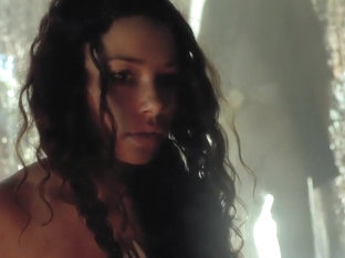 Black Sails S01e04 (2014) Louise Barnes And Jessica Parker Kennedy