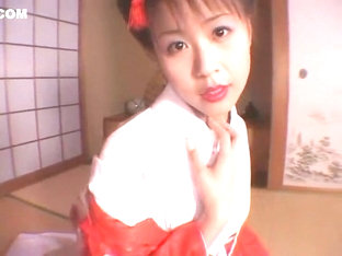 Hottest Japanese chick in Amazing JAV clip