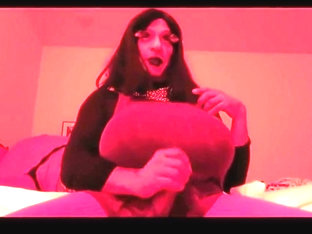 Voluptuous Shemale Karola_ts