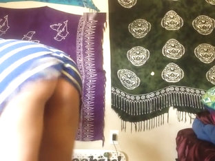 gorgeous blonde pawg shakes it for you