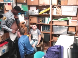 Dad gives his ass to black LP Officer to release teen