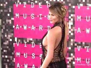 Chrissy Teigen Paparazi