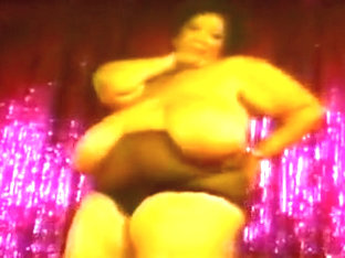 Cajun Queen Stripping On Stage!