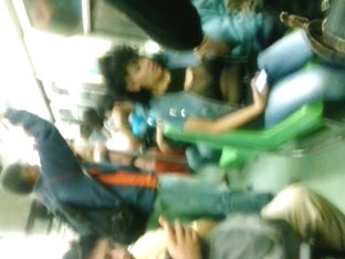 Puta Madura En El Vagon Del Metro