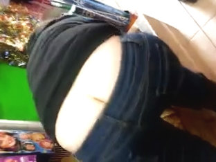 Worker bbw butt crack... enjoy...