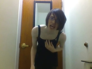 Veronica Way - Out of Her Mind (Dancing like an idiot/striptease)