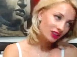 Blonde Slut Looking Like Merilyn Monroe In White Underwear