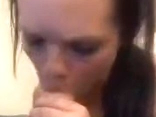 Webcam Immature Sucking A Dildo