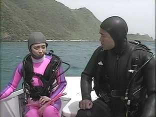 Japanese Scuba Girl