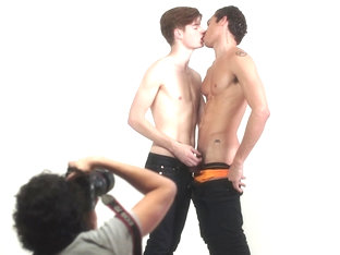 Latin hunk Ashton Summers tops redhead twink Travis Berkley bareback