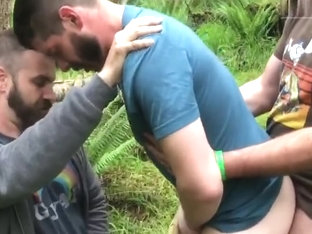 My Friends Fucking In The Woods