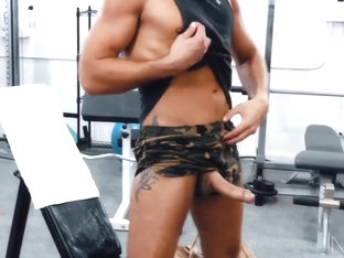 Remy Cruze & Tyler Roberts Blowjob Cum