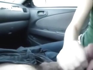 Very sexy legal age teenager girlfriend blowsin the car