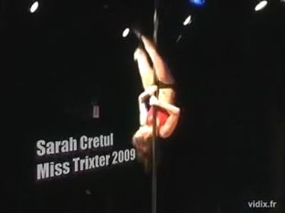 Miss Stripper 2009 shows some talented doxies