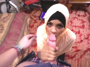 Teen Arab Slut Suck A Huge Cock Like A Pro