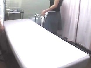 Busty babe toyed nicely in Japanese hidden cam massage video