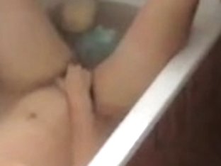 Kinky Wife With Big Boobs Fucks Herself In The Bath