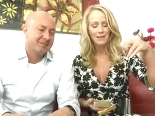 Extremely Fashionable Babe Banged And Fucked By Lover