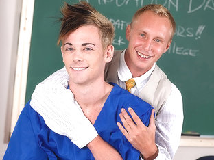 Fucked By The Straight Teacher - Taylor Garrett And Jesse Lacroix - ExposedEmos