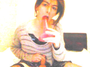 Keira oral fun and cum