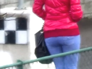 Candid - Nice Ass In Tight Jeans