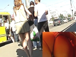 Hunting for upskirt booties outdoors