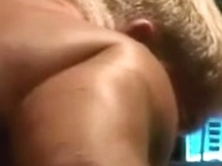 Guy fuck his hawt girlfriend and films it