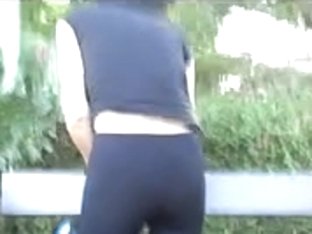 Hawt Constricted Shinny Leggings Booty With Vpl Strap Showing