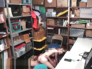 Cop with a sized junk penetrating a round teen ass