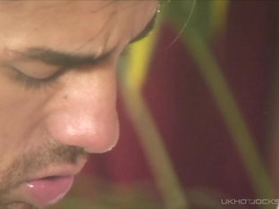 Boss 2 - De-Briefing - UKHotJocks