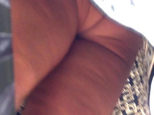 Mature Upskirt No Panties