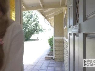 Cunt-banged Blonde Takes Huge Hookups Warm Milk! - Bryan Gozzling, Nina Skye And Lola Myluv