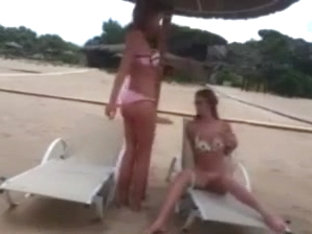 Masturbation a la plage