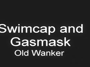 Gasmask Underwater Wanker