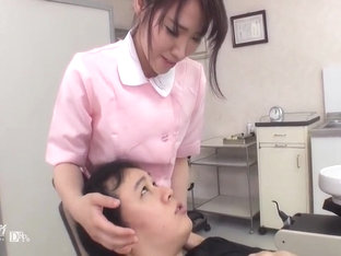 ミニスカ歯科衛生士の真桜ちゃん。 2 12 Min