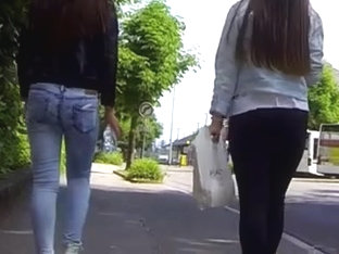 Candid - 2 Sexy Teen Asses