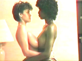 Vintage - Kim Classic - Lesbian Boobfights (1983)