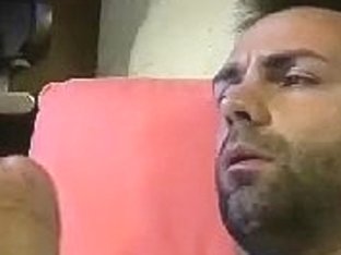 Seductive BF is jerking in a small room and memorializing himself on camera