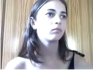 Webcam Dark-haired Teen