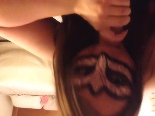 Teen gives amazing blowjob